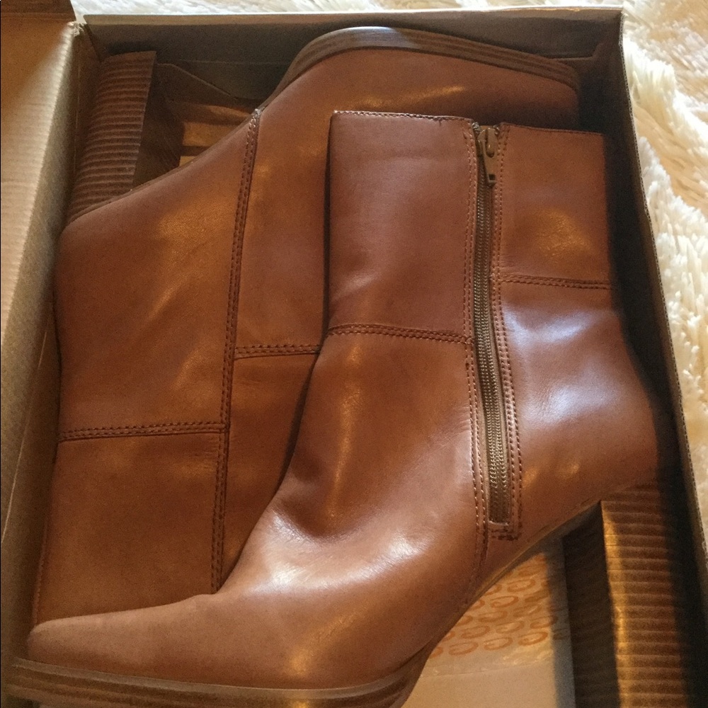 Candie’s Boots